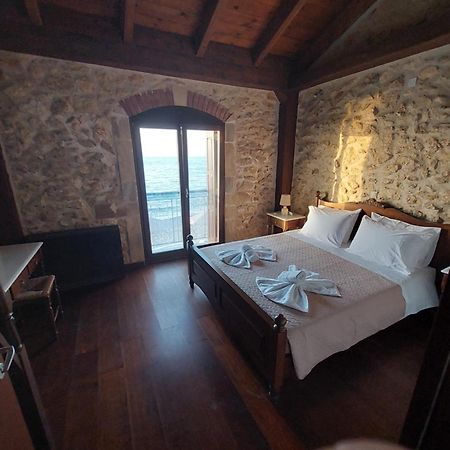 Volakas Beachfront Suites Ρέθυμνο Εξωτερικό φωτογραφία